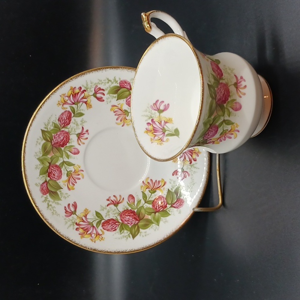 ROYAL DOVER Cup & Saucer  Fine  Bone China Made in England  Flowers